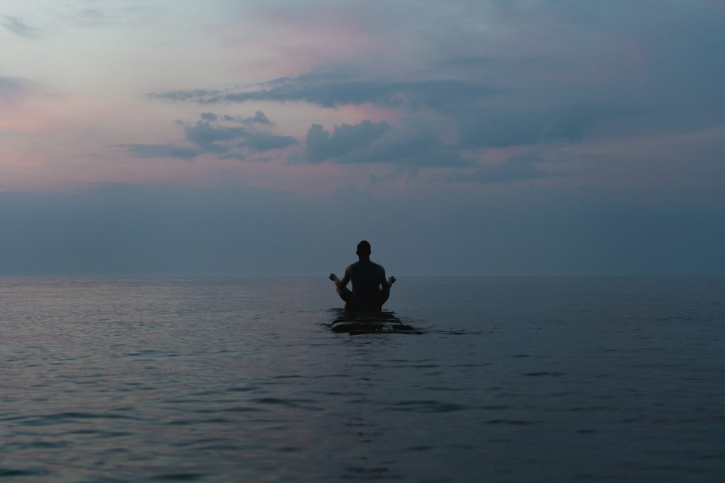 Snorkelling with Mantas as Moving Meditation
